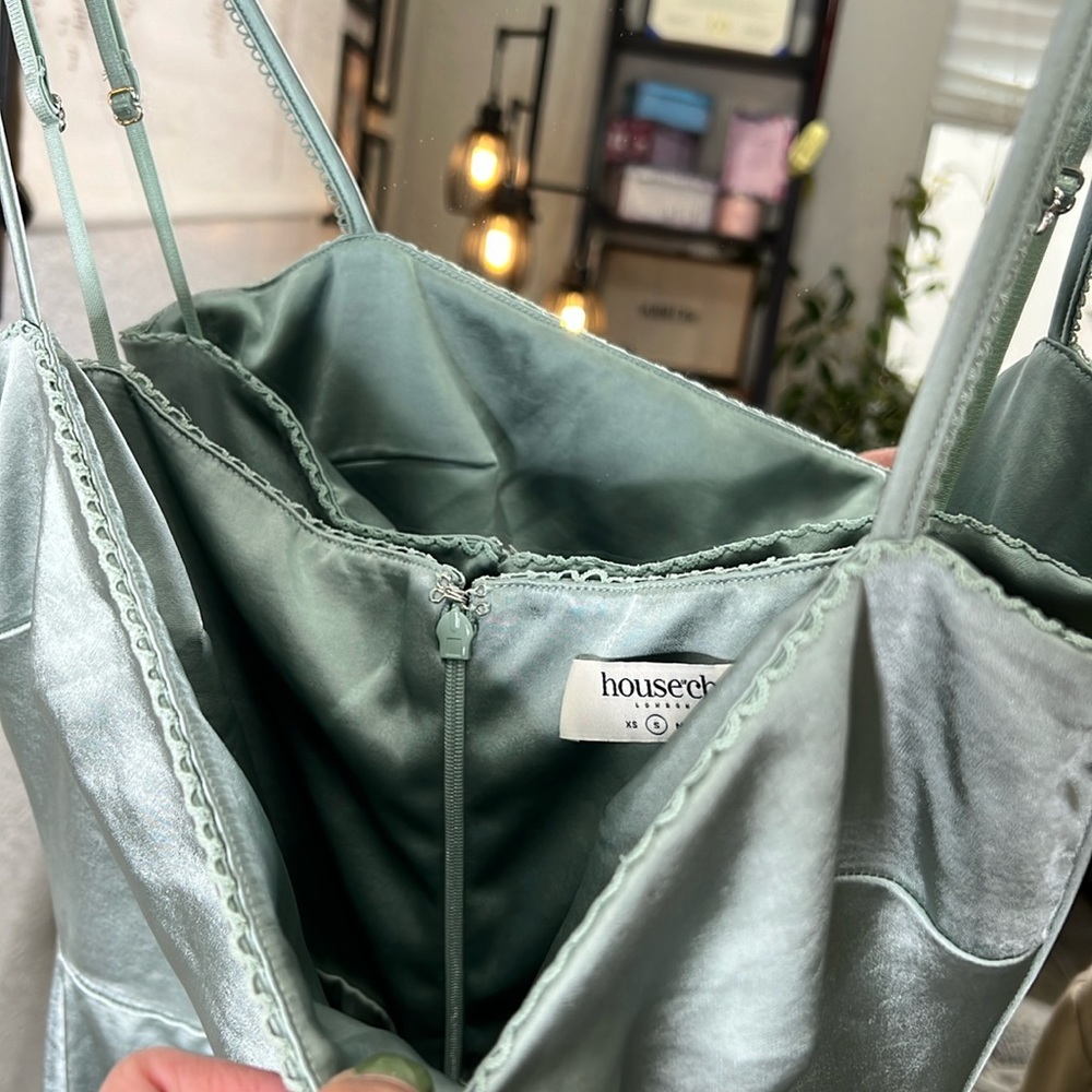 HOUSE OF CB 'Costanza' Light Jade Maxi Dress NWOT - Picture 11 of 12